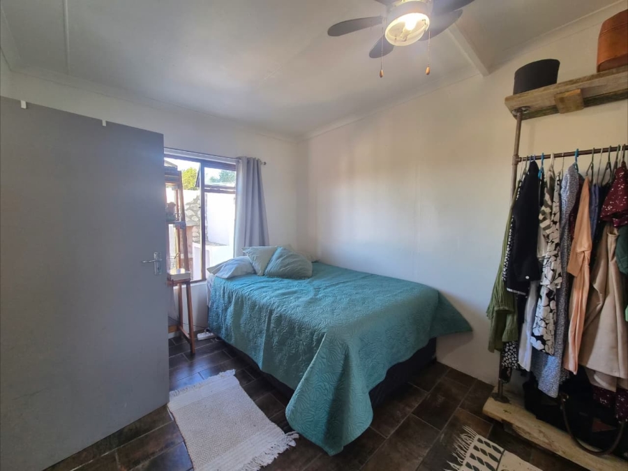 2 Bedroom Property for Sale in Stilbaai Oos Western Cape